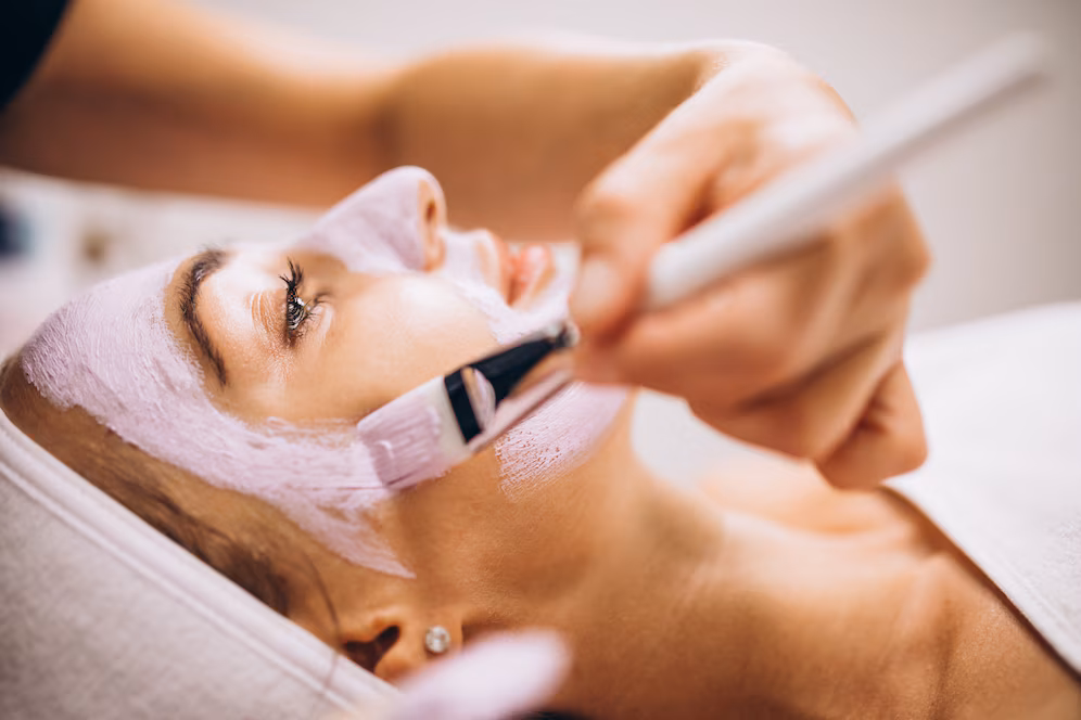 Image showing signature facial & back massage treatment being performed